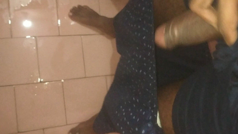 Tamil 10 inches BBC: 면도 세션 후 타밀10인치 흑인 대물