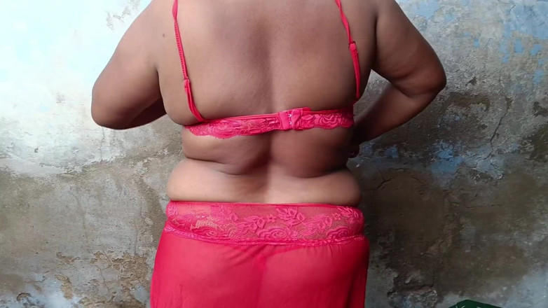 Veermati: Indian Desi Muslim Stepmom Fucked Doggystyle by Young Amateur Stepson,...