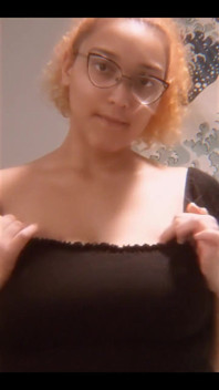 Really Like Playing with My Boobs