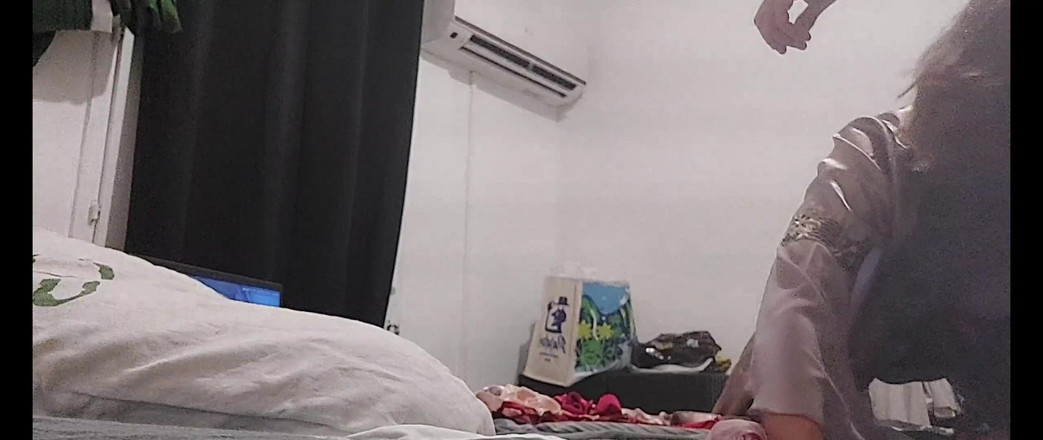 Sexy O2: 1099 - Amatérská Bílá děvka, Saténové Prádlo, Síťovaných punčocháčů, Podpatky, Zezadu,...