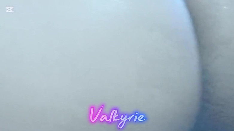 Valkyrieandluigy: Wanita matang yang cantik berkongkek sedap