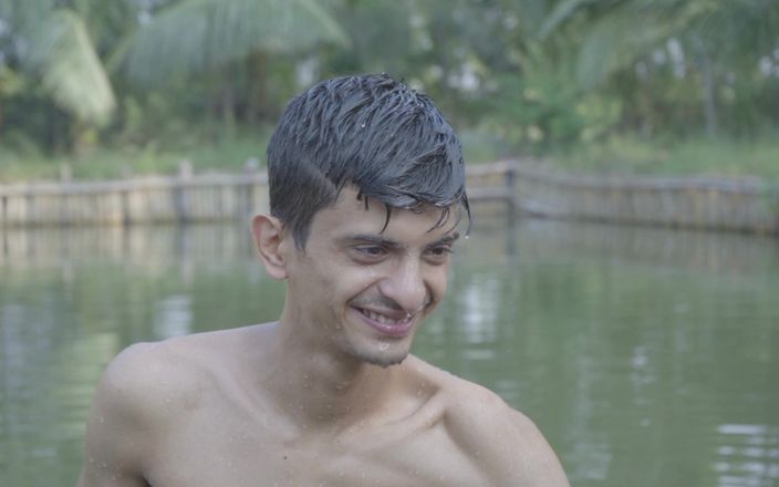 Bull Top 7: India bhabi ka pani mai thukai caliente india porno video