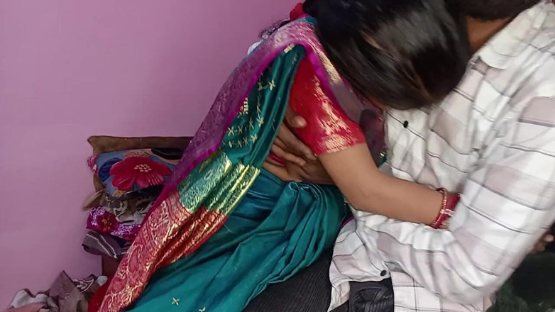 Shahilsingh119: Esposa del pueblo folla