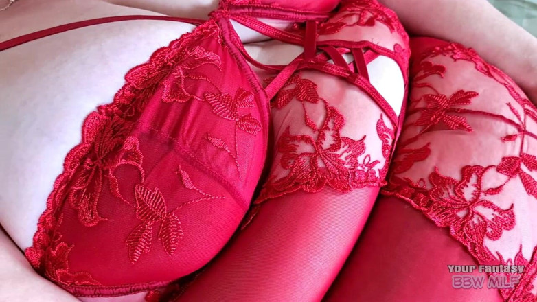 BBW_Wife: 超毛深いもじゃふさのアソコと大きな継母のミルクの胸 - 私の大きな成熟したBBWの胸にしゃぶる - 私のもじゃふさしたおばあちゃんのアソコを指で愛撫