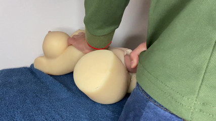 Greedy truck: Tantaly Candice ošukaná sexuální panenka