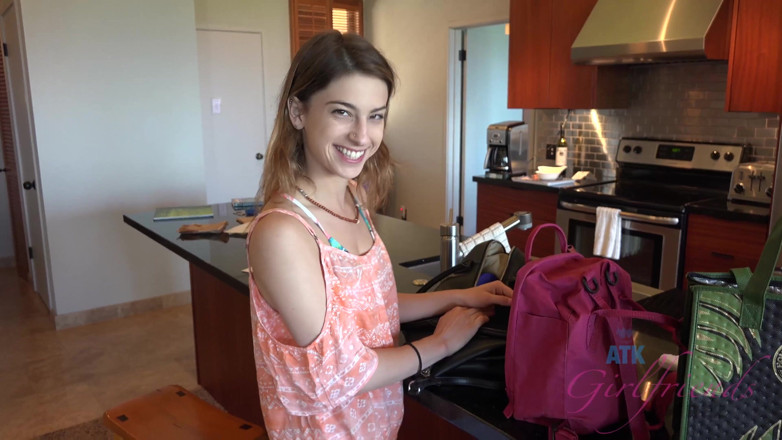 ATK Fans (Girlfriends): Virtueller urlaub in Hawaii mit Kristen scott teil 6