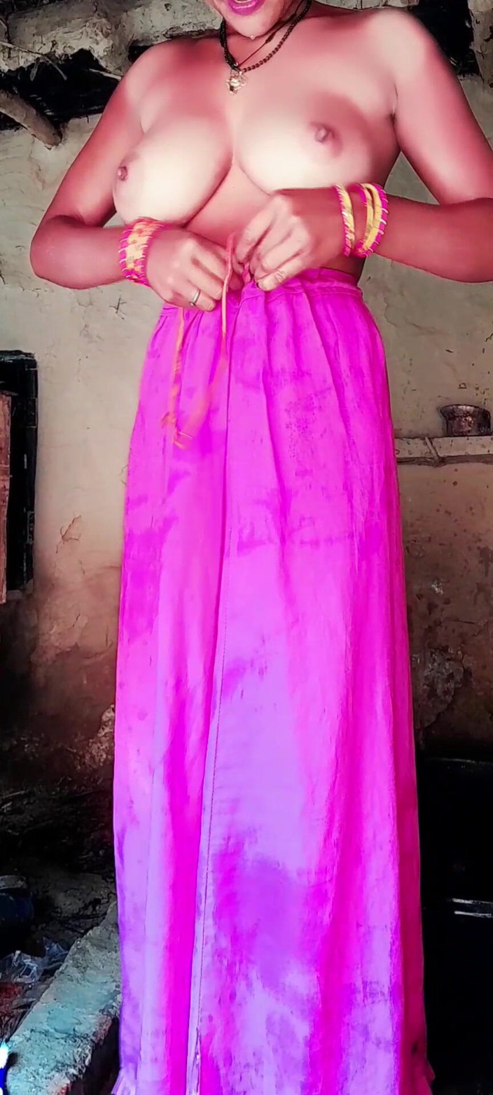 Renudbf: Bir köy yengesi nasıl banyo yapar?