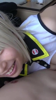 Reverse Bunny Cosplayer - schlucken und eingeölt creampie - kapitel1