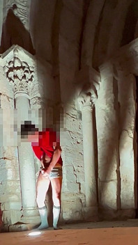 Eccessivo Sperma in Un Posto Super Rischioso
