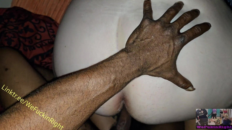 WeFuckinRight: Fată Sexy Cu Cur Alb Perfect Pe La Spate Cu...