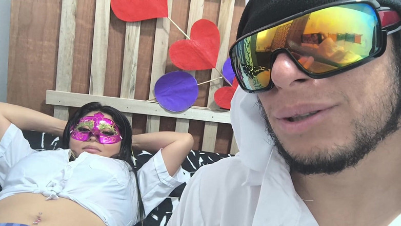 NEGRITA SEXY: Duchowny odwiedza mnie, abym głosząc seksualną ewangelię