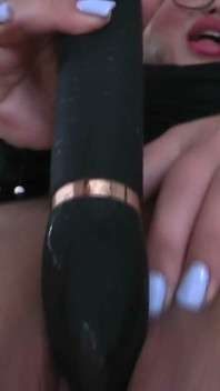 Daisy Enjoys Two Dildos and Then Takes Sperm