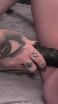 Lesbian Fuck for 2 Pawgs