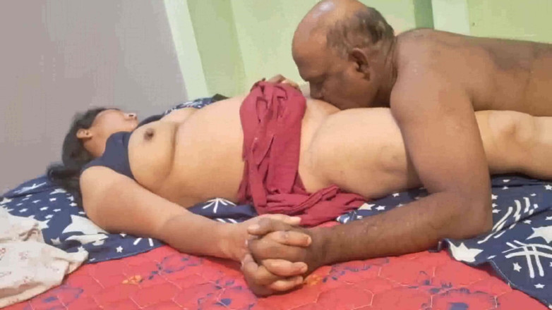 Sexy sindu: Beautiful and Sexy Wife Boobs Sucking Cock