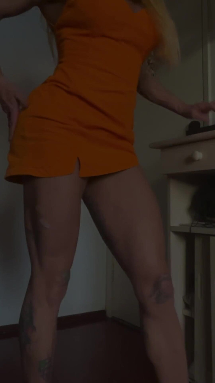 Linda Lobez: Séance virtuelle en face