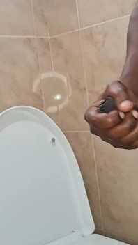 Filha Da Minha Nova Empregada Esta Me Deixar Excitado Com Pau Duro