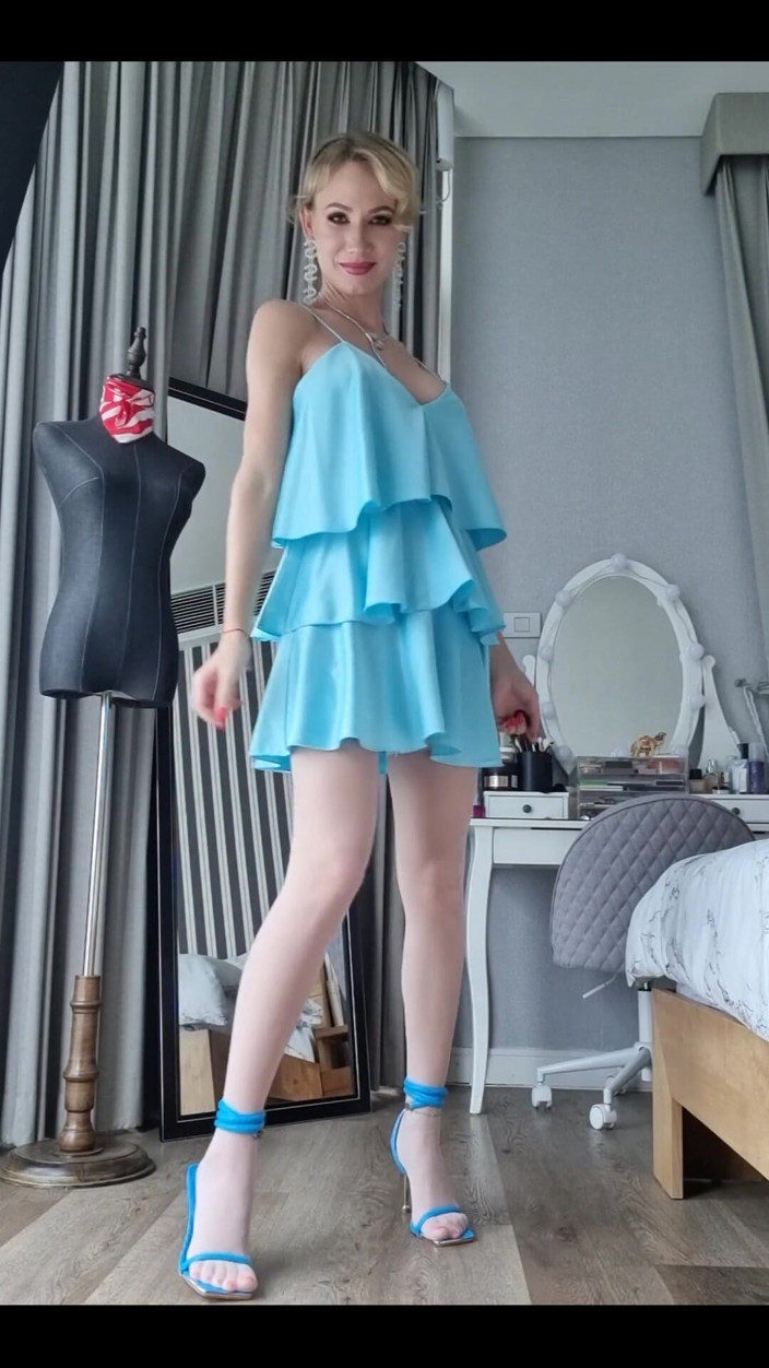 Angel The Dreamgirl: Blue Dress
