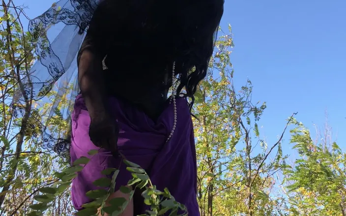 Mesmeriza: Lady Alice (9:16) 16 Part 01