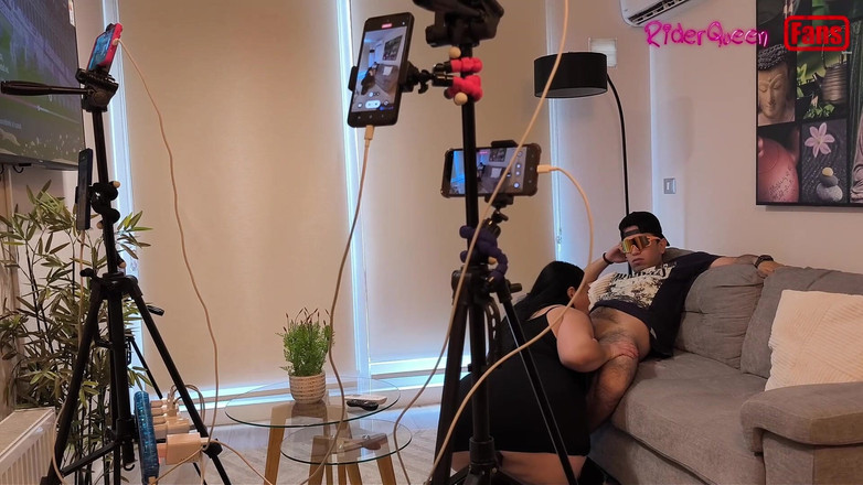 Riderqueen: Videos für meine fans: Ficken im Wohnzimmer