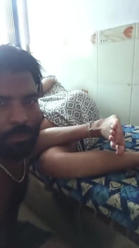 Indisches mädchen hat harten sex zu hause in mumbai