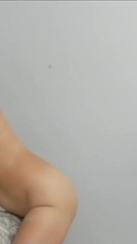 Pertunjukan tante seksi lagi asik joget sambil bugil