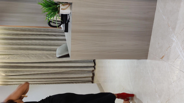 Yours fantasy: En primer plano - doblando la mesa y follando al estilo...