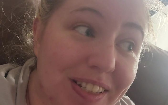 KinkyKatie: 我的手机空间不够