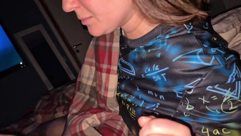 SwitchMixCouple: Sleepy Girlfriend Two Clips with Close Cum in Mouth
