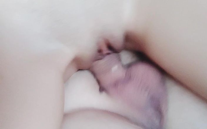 Wet Nymph: Великий член тата розтягує рожеву пизду няні