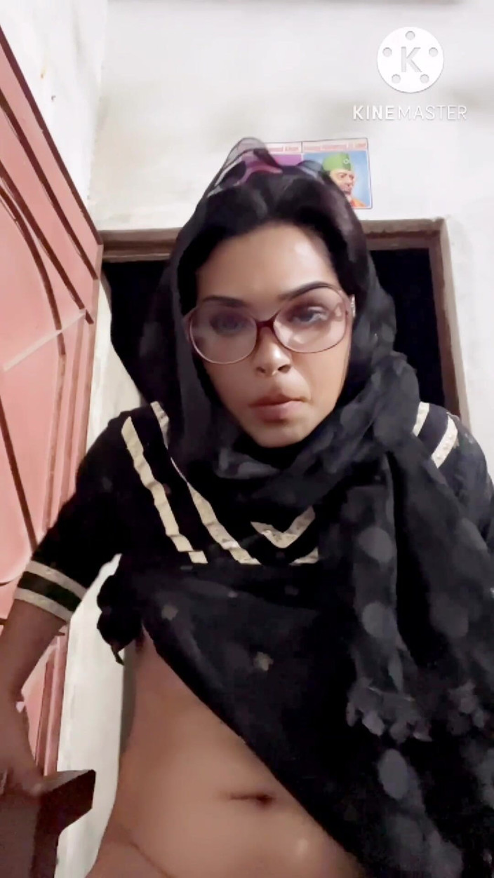 Apple00001: The Trick or the Treat