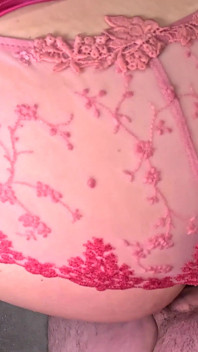Kurvige MILF mit knackarsch hat badespaß in der badewanne bückt, um nassen creampie zu werden, tropfende muschi - Projektfundiary