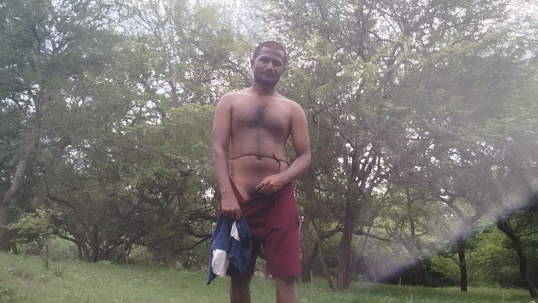 KUMBHA MANOJ KUMAR: Xhard India cerca nella foresta