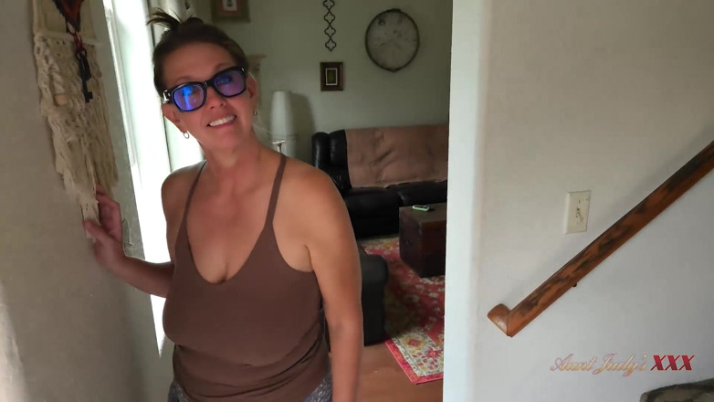 Aunt Judy's XXX: AuntjudysXXX - cornea procace matura miLF amatoriale autumn scopa il suo...