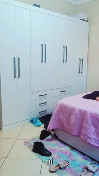 Esposa se masturba y espera a su marido para quedar embarazada