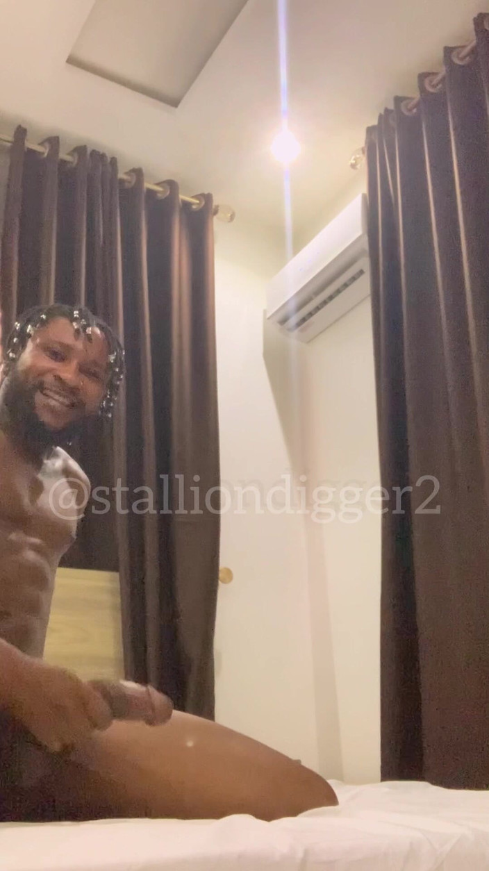 Stallion Digger X: Éclate des couilles avec mon pote