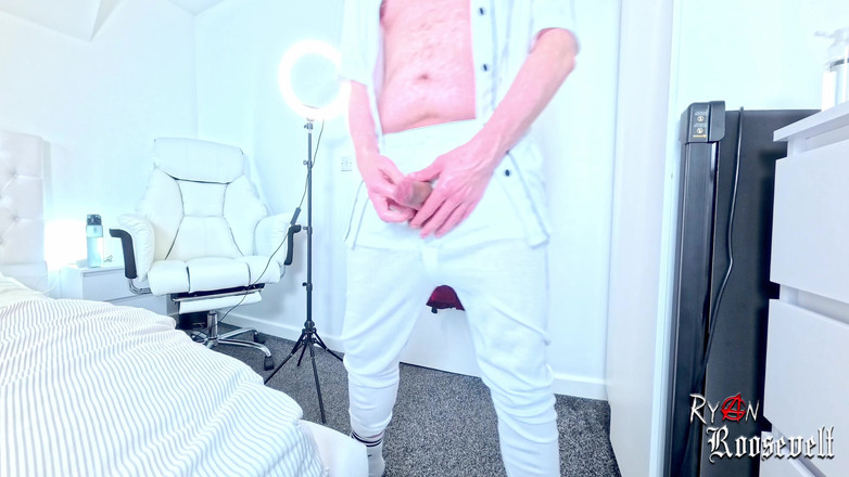 Ryan Roosevelt: Descărcare. După o săptămână întreagă!