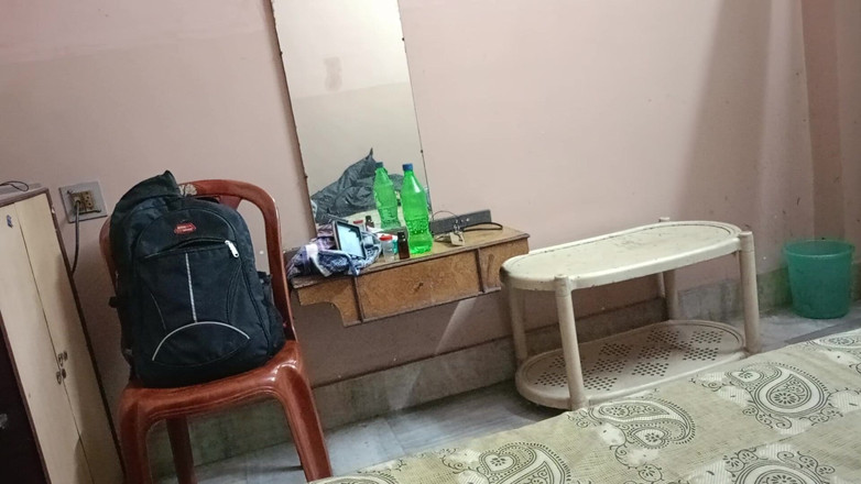 LinearOrnament35: Desi Boy