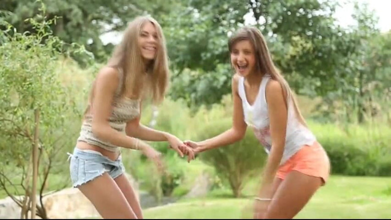 Watch4beauty: Hot Touches