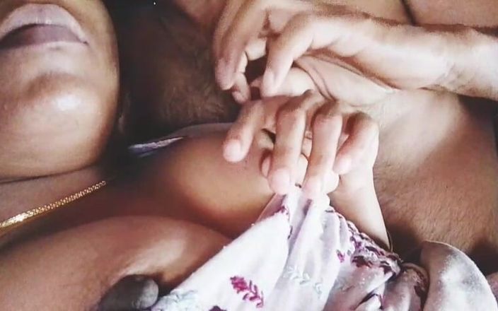 Skydreem1104: Malayalee Achayathi получает ее Ахаяан, сосет соски и заставляет ее чувствовать себя хорошо