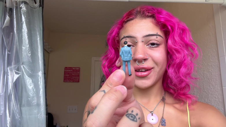 Nali Marie: Gigante encontra um homem pequeno