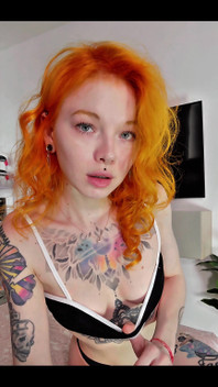 You`d Rather Me Teasing You with a Front or Back?
