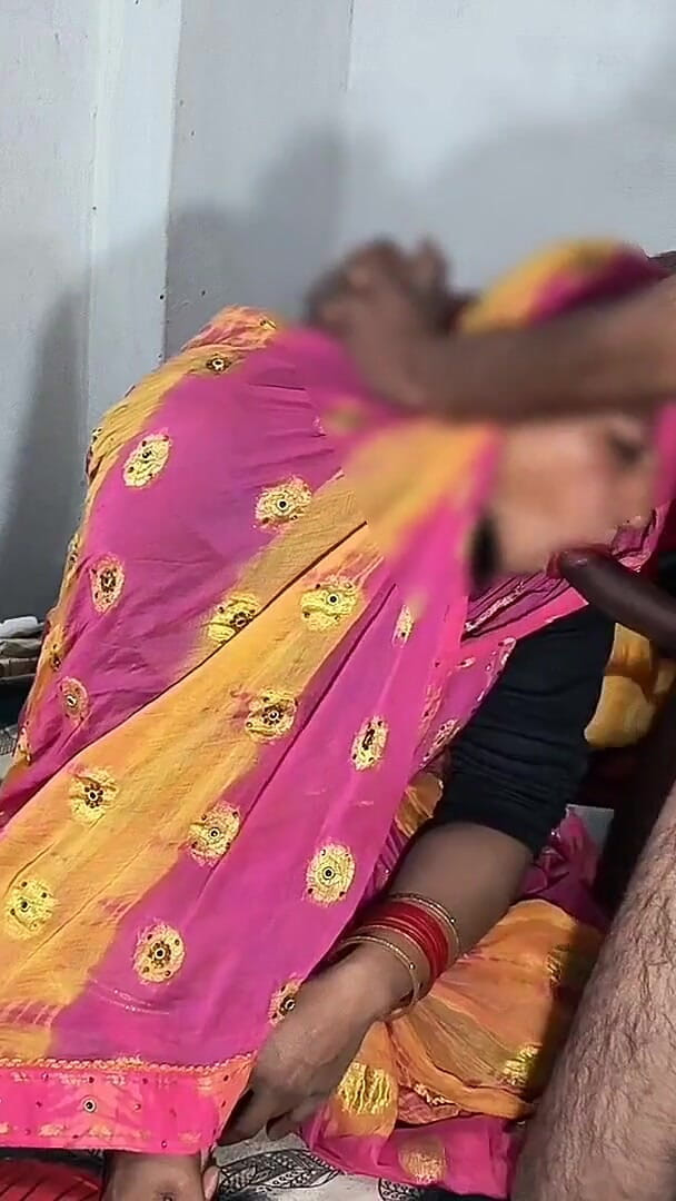 bhabhi_anjali: สาวอินเดียนมใหญ่คนสวยเย็ดท่าหมาและยิงน้ําเงี่ยนบนตูด