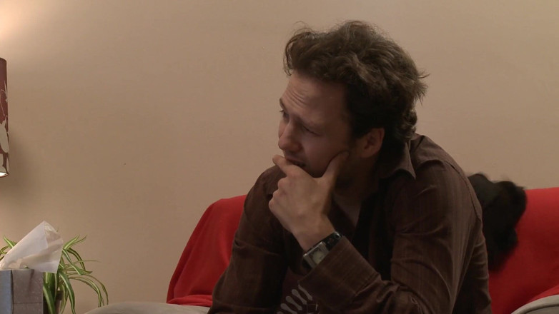 Get Your Fix: La moglie senza mutandine fa guardare il marito mentre un...