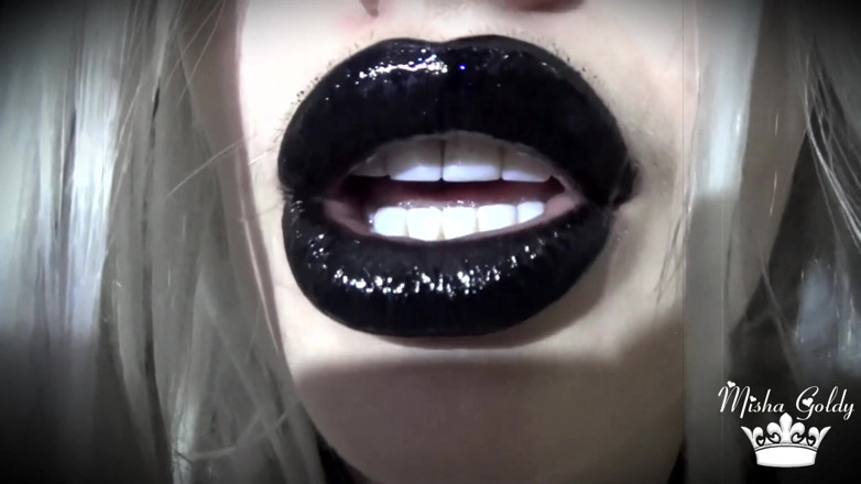 Goddess Misha Goldy: Sexig häxa kommer att konsumera dig levande och sperma från...