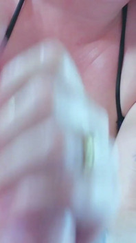 Sensuell smutsig prat POV avrunkning ansiktsbehandling