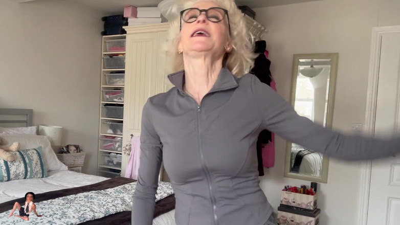 Deeliteful Jacy: Cum Work Out with Me