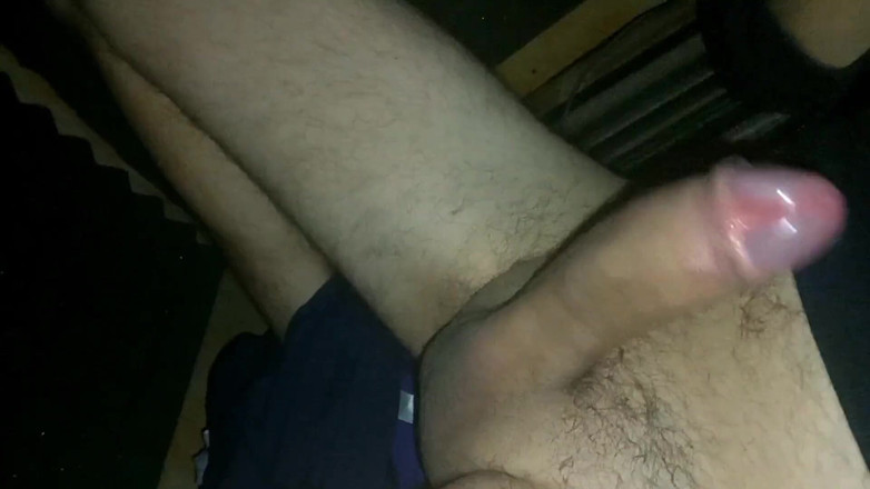 Lo Zborro: Lihat mataku saat aku meludahi mulutmu