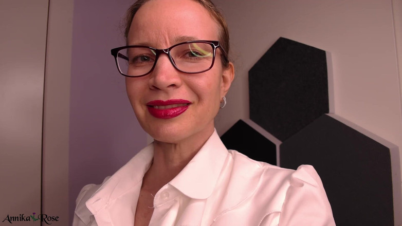 Annika Rose: Findom! Jij betaalt!