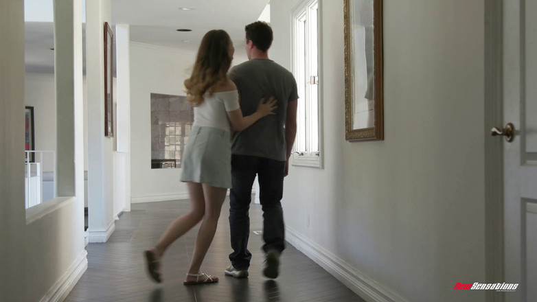 New Sensations: Devon convince il suo fratellastro