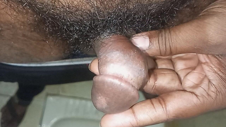 Sweet Indian cock: Cowok hot india lagi asik dan jilat